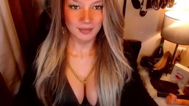 Image 10 of countess_cattaleya Stream on Chaturbate on 18 months ago