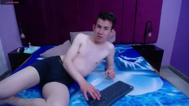 Image 3 of couple__hott_ Stream on Chaturbate on 16 months ago