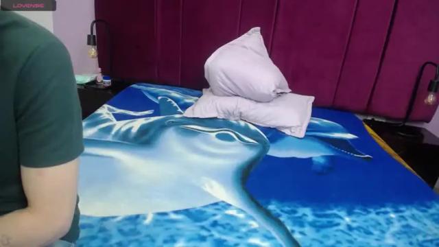 Image 11 of couple__hott_ Stream on Chaturbate on 16 months ago