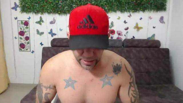 Image 6 of couple_sexandlove Stream on Chaturbate on 12 months ago