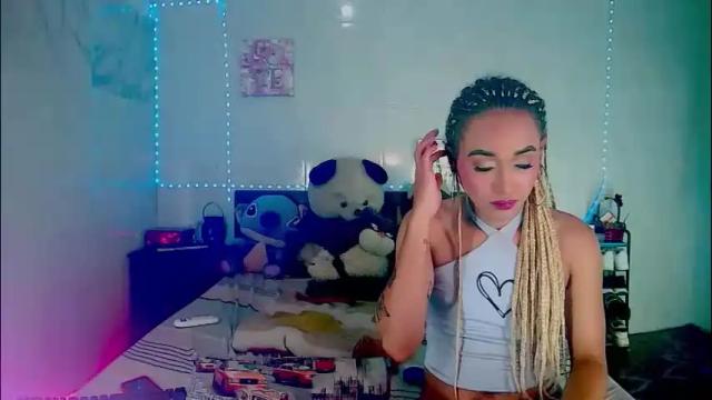 Image 8 of couple_sweet1016 Stream on Chaturbate on 3 days ago