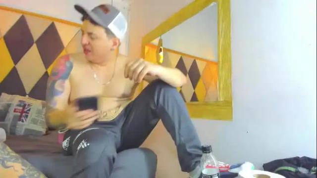 Image 6 of coupleehorny Stream on Chaturbate on 24 days ago