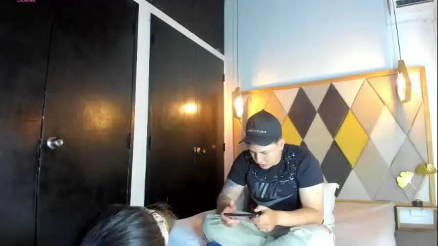 Image 3 of coupleehorny Stream on Chaturbate on 19 days ago