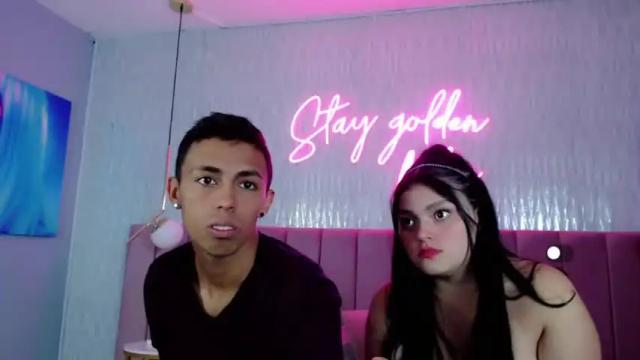 Image 2 of couplehoney_fx Stream on Chaturbate on 14 months ago