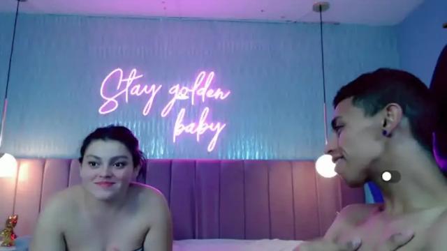 Image 7 of couplehoney_fx Stream on Chaturbate on 16 months ago