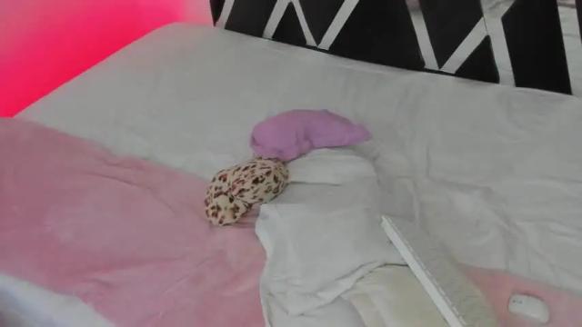 Image 11 of couplehotcali Stream on Chaturbate on 19 months ago