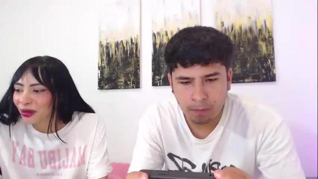 Image 12 of coupsextop Stream on Chaturbate on 19 days ago