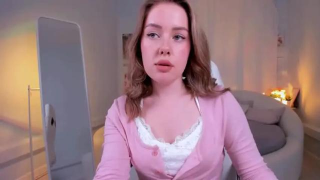 Image 7 of courtney_moore Stream on Chaturbate on 14 months ago