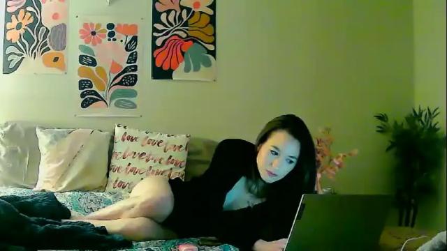 Image 7 of courtscutekitty Stream on Chaturbate on 6 months ago