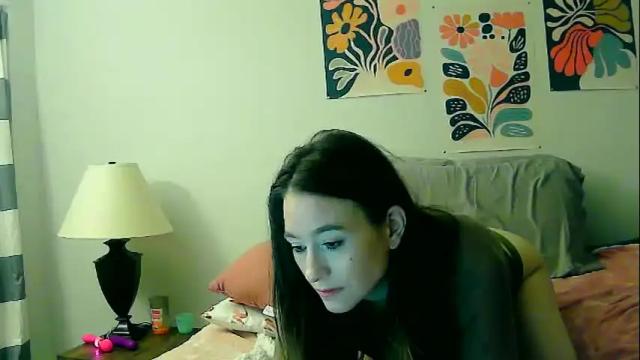 Image 8 of courtscutekitty Stream on Chaturbate on 5 months ago