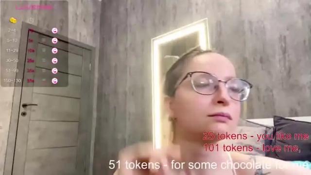 Image 8 of coy_girl_ Stream on Chaturbate on 12 months ago