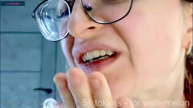 Image 6 of coy_girl_ Stream on Chaturbate on 2 months ago