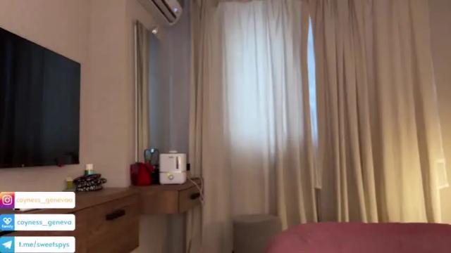 Image 12 of coyness_geneva Stream on Chaturbate on 16 months ago
