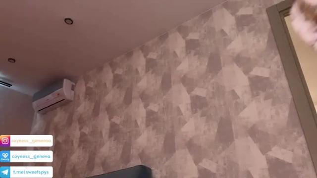 Image 2 of coyness_geneva Stream on Chaturbate on 14 months ago