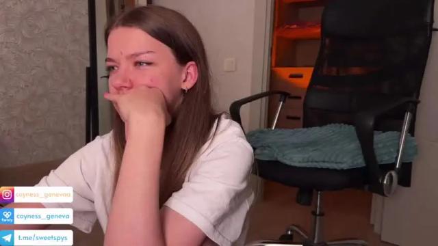Image 10 of coyness_geneva Stream on Chaturbate on 13 months ago
