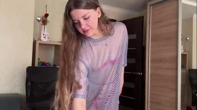 Image 3 of coyness_geneva Stream on Chaturbate on 1 month ago