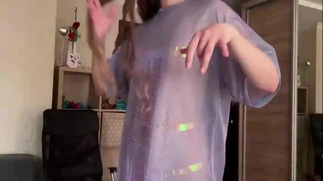 Image 4 of coyness_geneva Stream on Chaturbate on 1 month ago