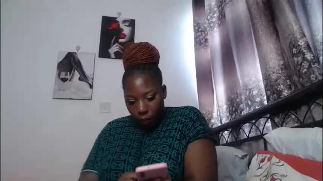 Image 4 of cozy_dion Stream on Chaturbate on 1 month ago