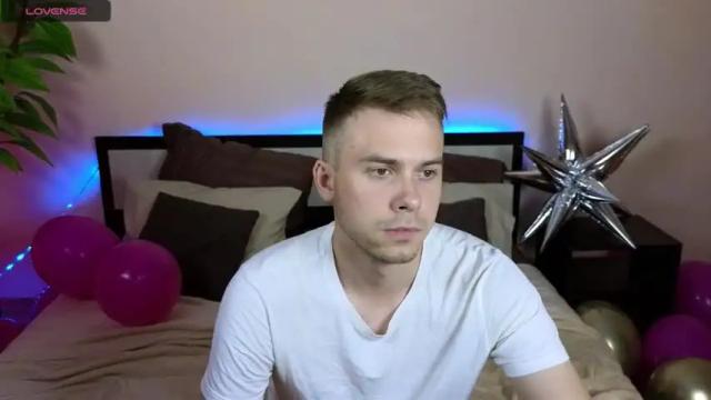 Image 11 of cozycorner1 Stream on Chaturbate on 20 months ago