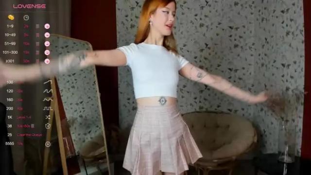 Image 12 of cozykuro Stream on Chaturbate on 23 months ago