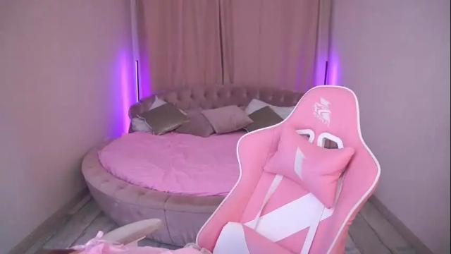 Image 12 of cozymell Stream on Chaturbate on 1 month ago