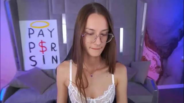 Image 10 of cozymell Stream on Chaturbate on 1 day ago