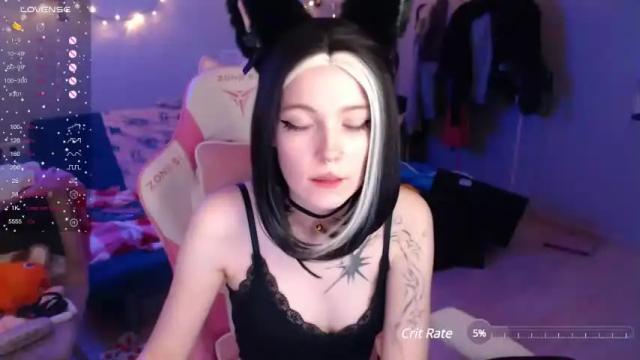 Image 11 of crackling_tati Stream on Chaturbate on 14 months ago