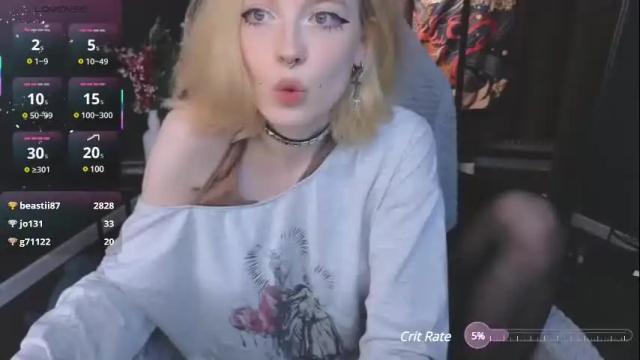 Image 4 of crackling_tati Stream on Chaturbate on 1 month ago