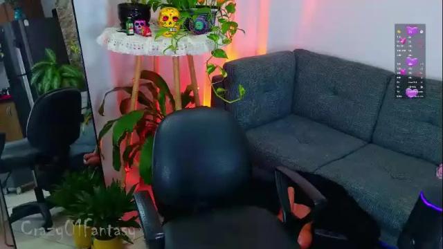 Image 11 of crazy01fantasy Stream on Chaturbate on 6 months ago