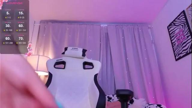 Image 3 of crazy__wine Stream on Chaturbate on 1 month ago