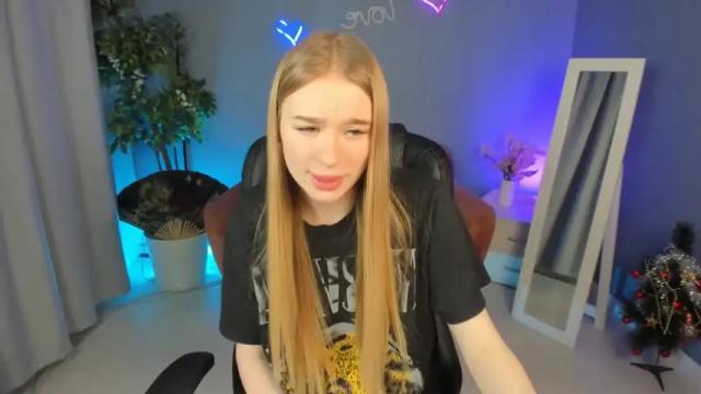 Image 8 of crazy_alisha Stream on Chaturbate on 16 months ago