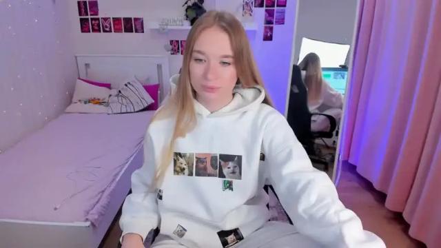 Thumbnail 1, crazy_alisha's Stream at Chaturbate, 13 months ago