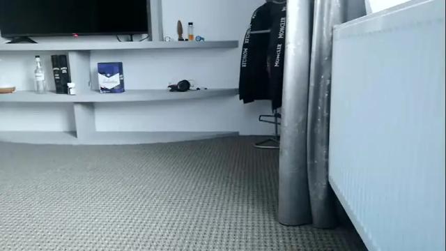 Image 12 of crazybrenda89 Stream on Chaturbate on 16 days ago