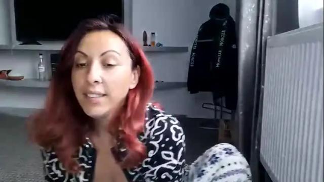 Image 7 of crazybrenda89 Stream on Chaturbate on 18 days ago