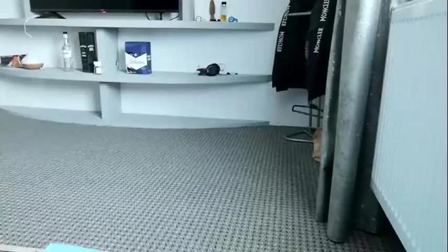 Image 11 of crazybrenda89 Stream on Chaturbate on 12 days ago