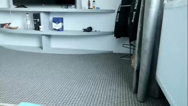 Image 12 of crazybrenda89 Stream on Chaturbate on 12 days ago