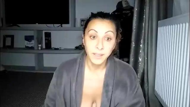 Image 8 of crazybrenda89 Stream on Chaturbate on 1 month ago