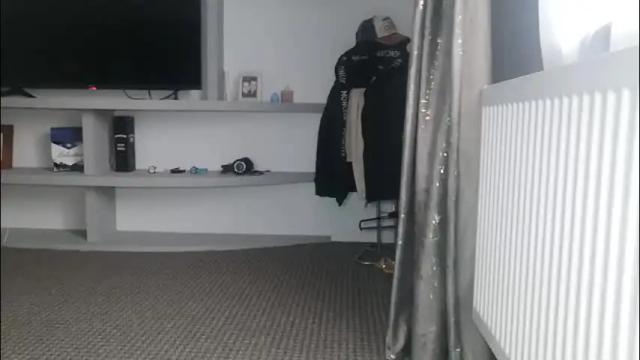 Image 4 of crazybrenda89 Stream on Chaturbate on 1 month ago