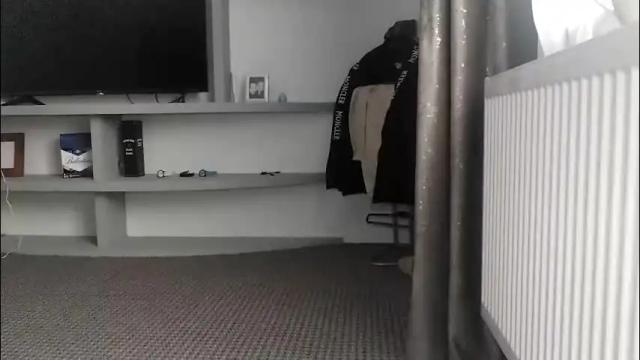 Image 12 of crazybrenda89 Stream on Chaturbate on 17 days ago