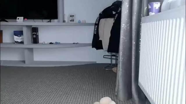 Image 3 of crazybrenda89 Stream on Chaturbate on 5 days ago