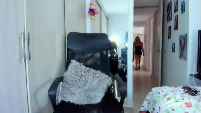 Image 4 of crazydollforsex Stream on Chaturbate on 1 month ago