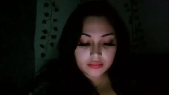 Image 2 of crazylatina333 Stream on Chaturbate on 18 months ago