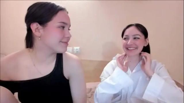 Image 2 of crazysweetygirls Stream on Chaturbate on 1 month ago