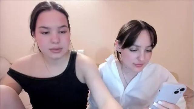 Image 3 of crazysweetygirls Stream on Chaturbate on 1 month ago