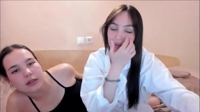 Image 12 of crazysweetygirls Stream on Chaturbate on 1 month ago