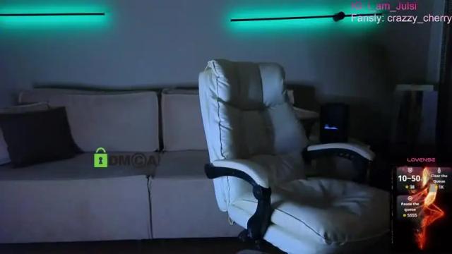 Image 4 of crazzy_cherry Stream on Chaturbate on 12 days ago