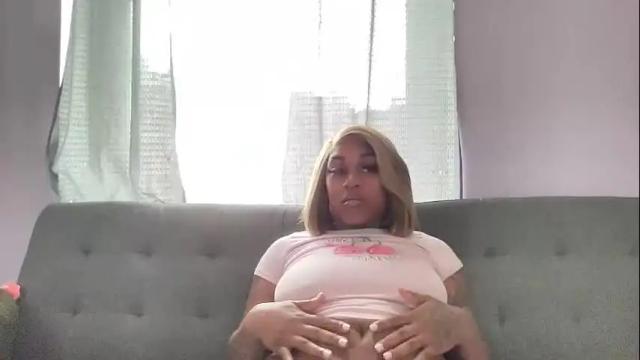 Image 12 of creame_sensation Stream on Chaturbate on 29 days ago