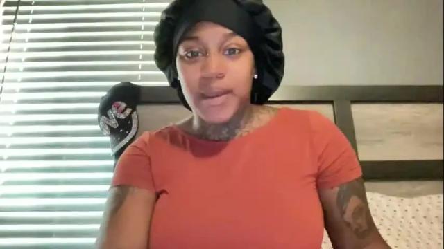Image 2 of creame_sensation Stream on Chaturbate on 2 days ago