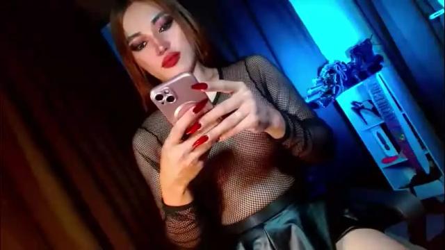Image 2 of creamycum_celinexxx Stream on Chaturbate on 1 month ago