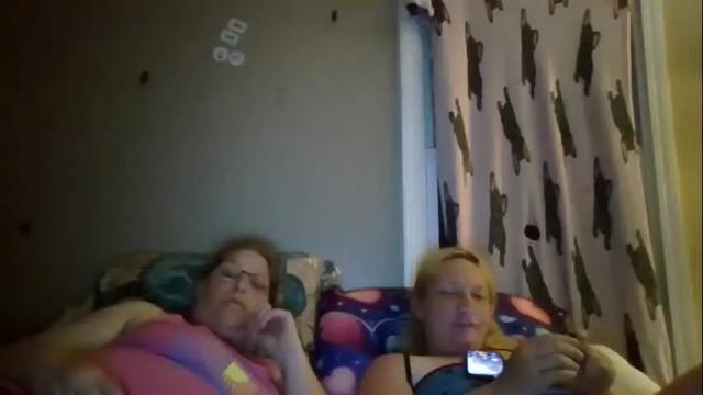 Image 7 of creamymadona Stream on Chaturbate on 17 days ago
